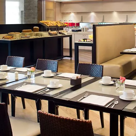 Starhotels Grand Milan 4*