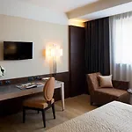 Hotel Starhotels Grand Milan 4*