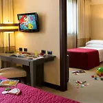 Hotel Starhotels Grand Milan Saronno