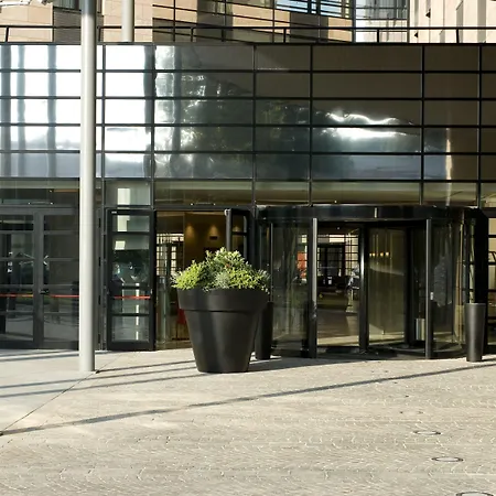 Hotel Starhotels Grand Milan 4*