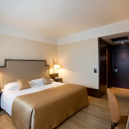Hotel Starhotels Grand Milan 4*
