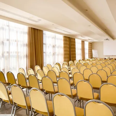 Hotel Starhotels Grand Milan 4*