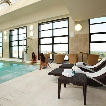 Starhotels Grand Milan 4*