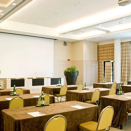 Hotel Starhotels Grand Milan 4*