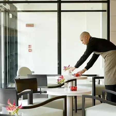 Starhotels Grand Milan Saronno