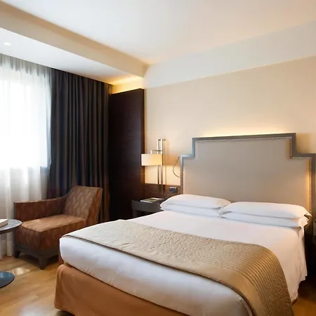 Hotel Starhotels Grand Milan 4*